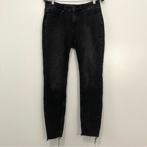 WE THE FREE CRVY Black Raw Hem Jeans Size 27